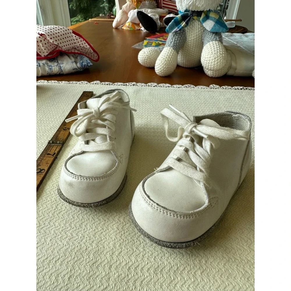 Leather lace up baby shoes 4D